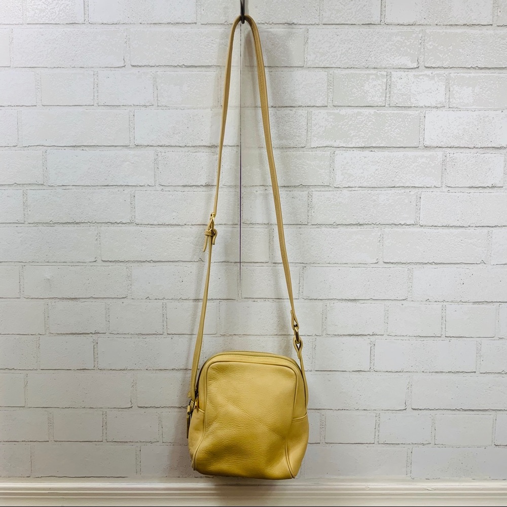 Vintage Jacqueline Ferrar Crossbody Double Section